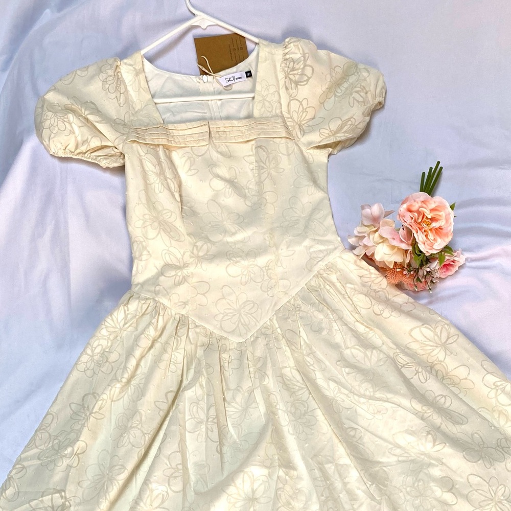 Midi Dresses